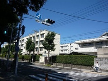 大阪市立汎愛高等学校