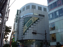 東急ハンズ三宮店