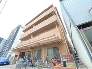 7304309/建物外観